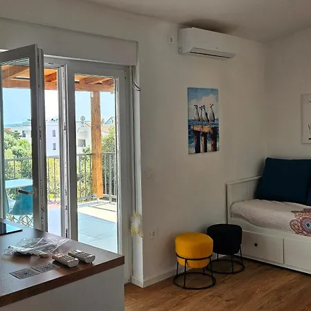 Апартаменты With Parking Space Mandre, Pag - 24492 Колан