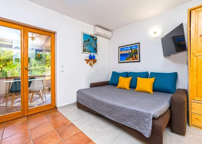 Apartment With Parking Space Mandre, Pag - 24492 *
